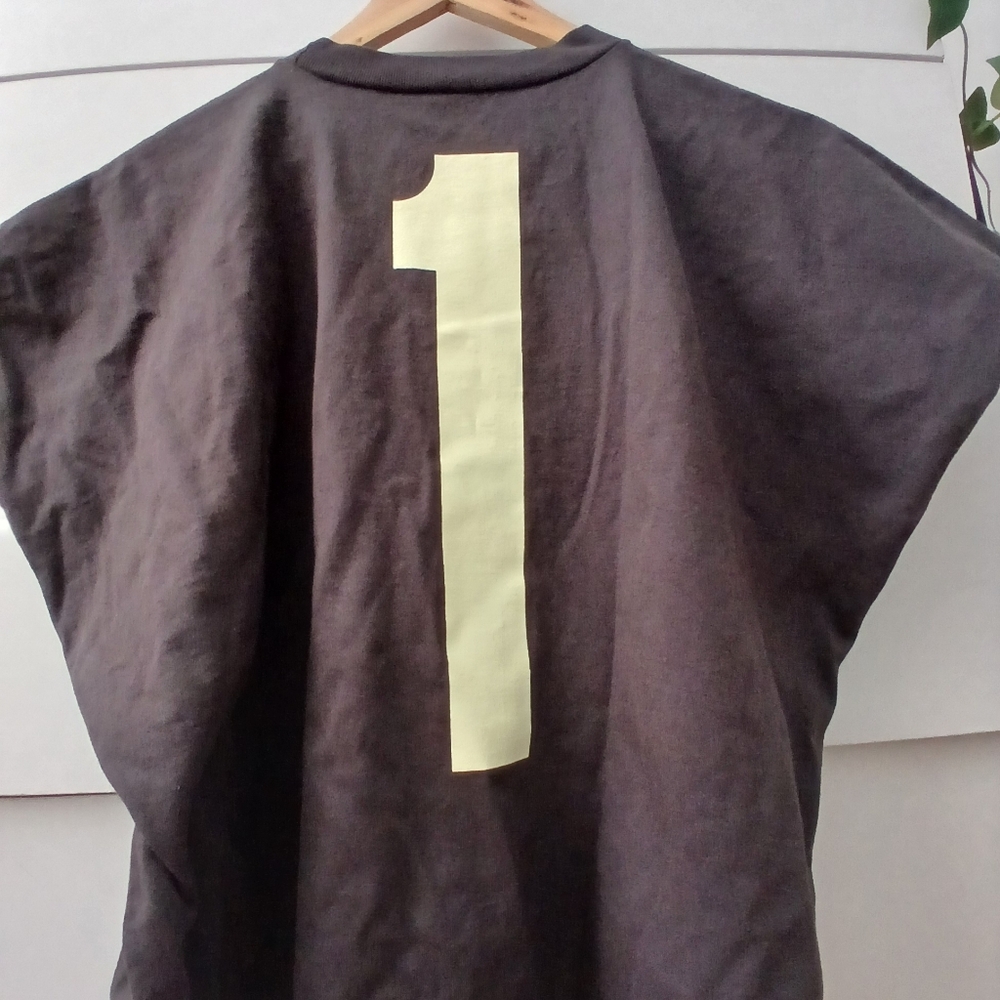 Vultures Kanye West t-shirt. Number 1 printed on the back.